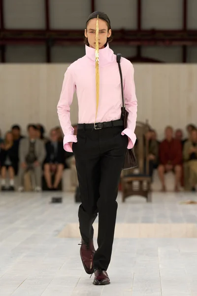 Look 29